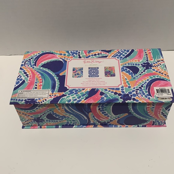 Lilly Pulitzer 3 piece Candle Set So Juicy - Picture 3 of 4